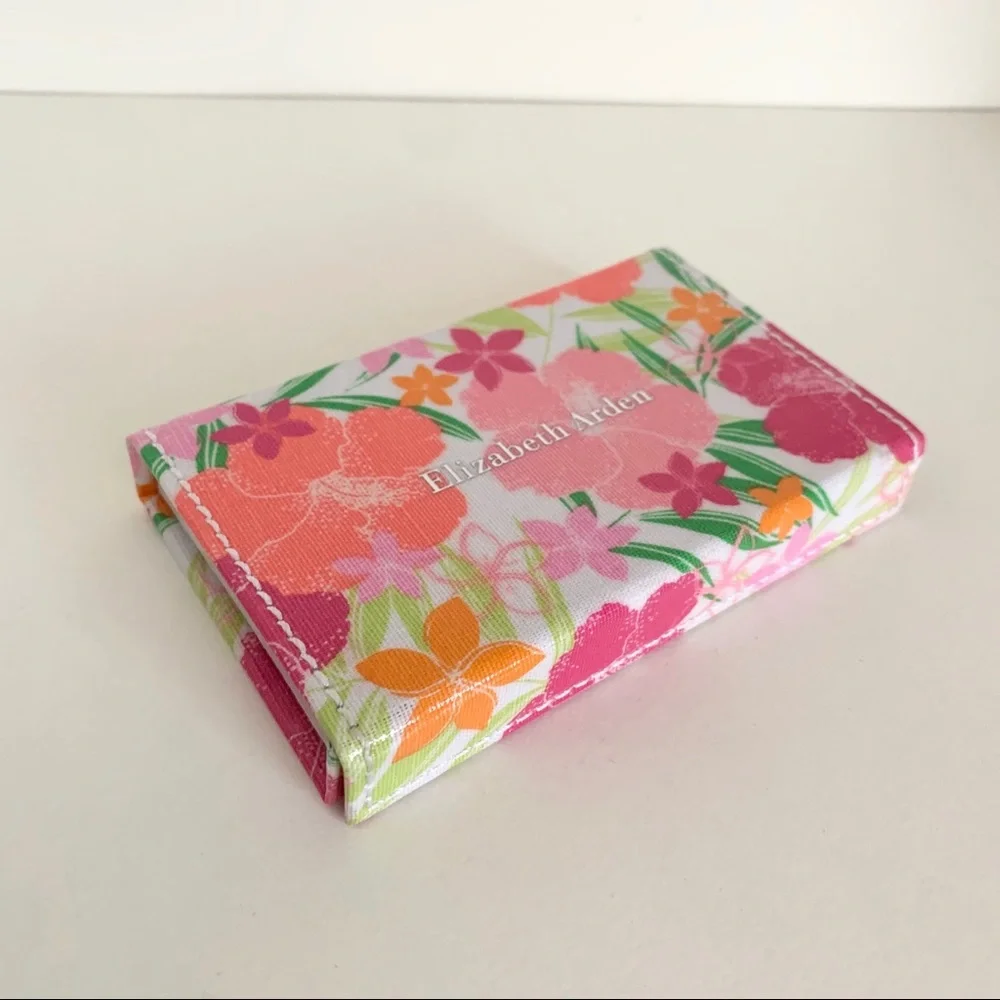 NWOT Elizabeth Arden makeup palette
